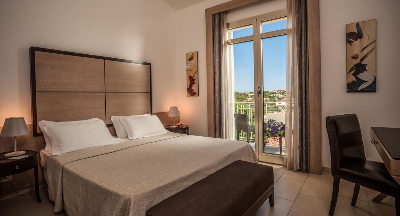 The Pelican Beach Resort & Spa - Adults Only 올비아 객실 사진