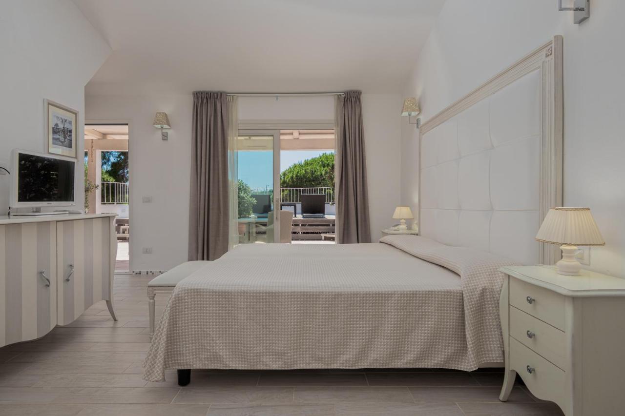 The Pelican Beach Resort & Spa - Adults Only 올비아 객실 사진