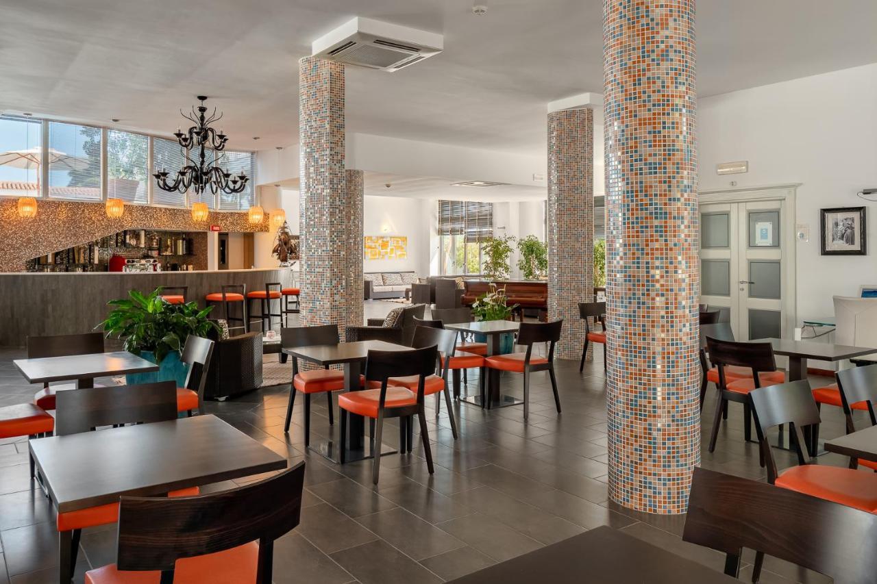 The Pelican Beach Resort & Spa - Adults Only 올비아 외부 사진